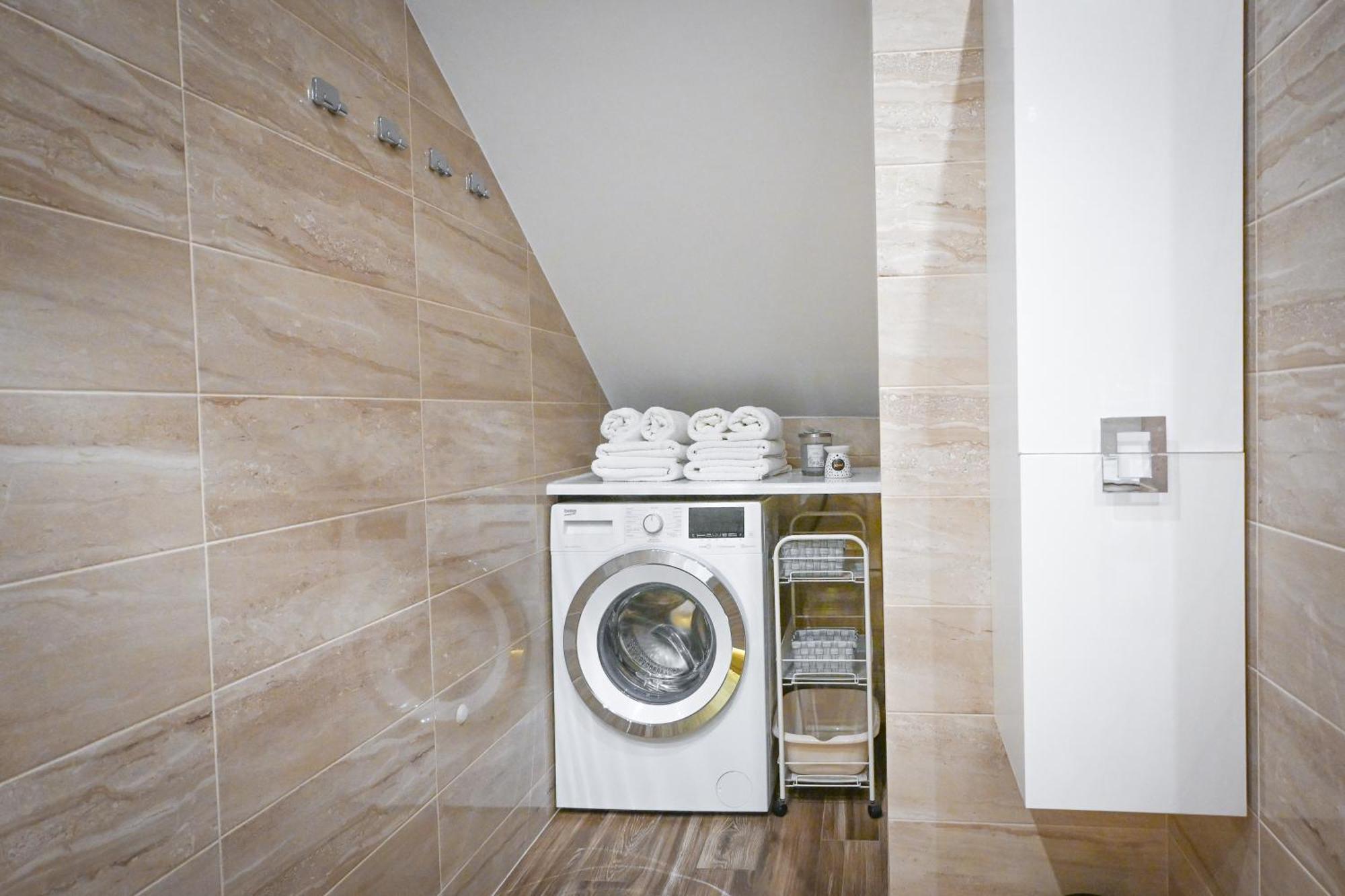 Apartament Malinowelove Aircon, 3 Rooms, Parking, Ogrod